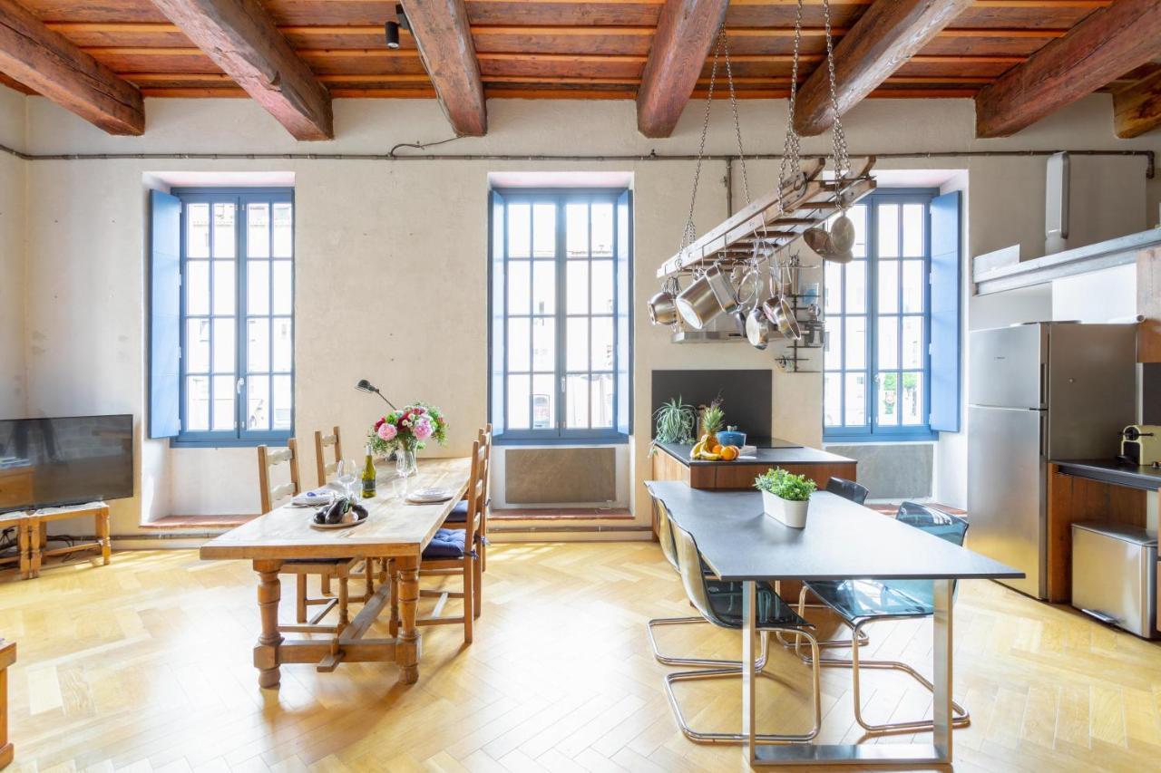 Apartment Sunny Stylish Spacious Loft In Old-port Marseille