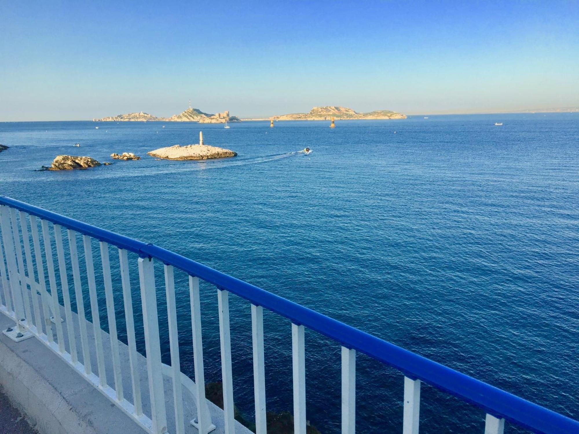 Sunny Stylish Spacious Loft In Old-port Marseille